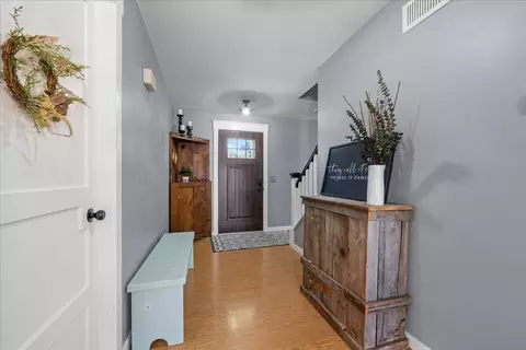 Entry Way - 9 N424 Tamara Dr, Elgin, IL 60124 photo 1 of 1