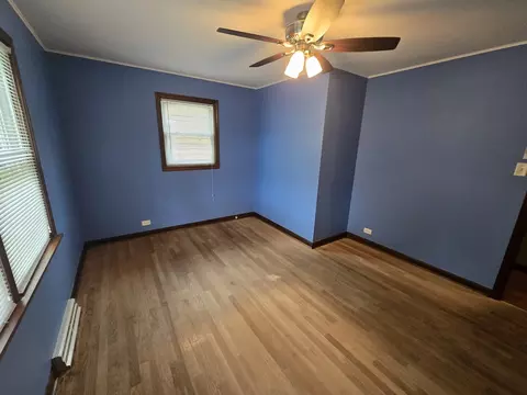 Bedroom - 15045 Springfield Ave, Midlothian, IL 60445 photo 1 of 4