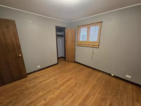 Bedroom - 15045 Springfield Ave, Midlothian, IL 60445 photo 4 of 4