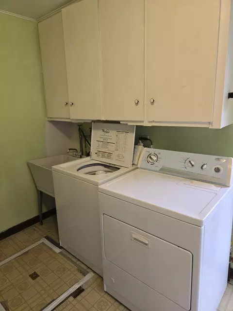 Other - 15045 Springfield Ave, Midlothian, IL 60445 photo 4 of 5