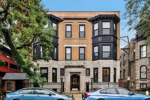 813 W Oakdale Ave #1W, Chicago, IL 60657