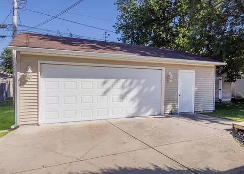 Other - 1013 12th St, Silvis, IL 61282 photo 6 of 7