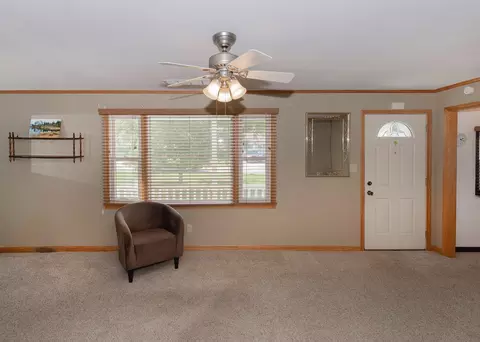 Living - 1013 12th St, Silvis, IL 61282 photo 1 of 3