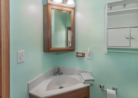 Bath - 1013 12th St, Silvis, IL 61282 photo 2 of 2
