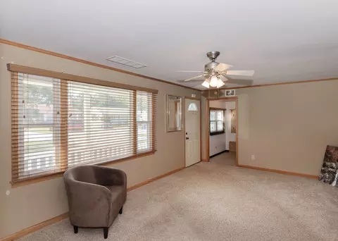 Living - 1013 12th St, Silvis, IL 61282 photo 2 of 3