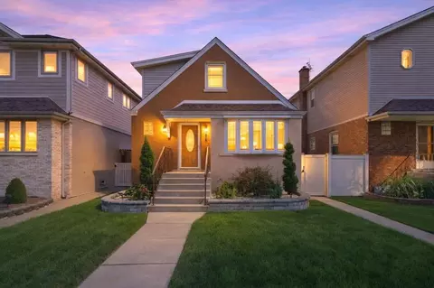 5227 S Mulligan Ave, Chicago, IL 60638