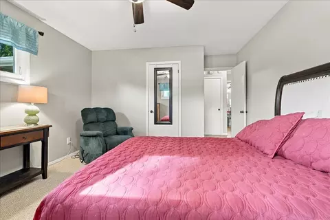 Bedroom - 208 Mecherle Dr, Bloomington, IL 61701 photo 4 of 5