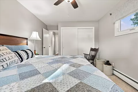 Bedroom - 208 Mecherle Dr, Bloomington, IL 61701 photo 2 of 5