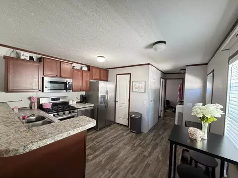 407 4th St, Bloomington, IL 61704 photo 6