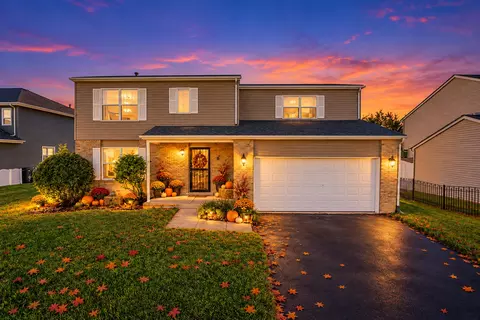16408 Zausa Dr, Crest Hill, IL 60403