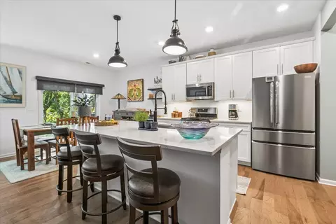 Kitchen - 1005 Draper Rd, Mchenry, IL 60050 photo 1 of 5