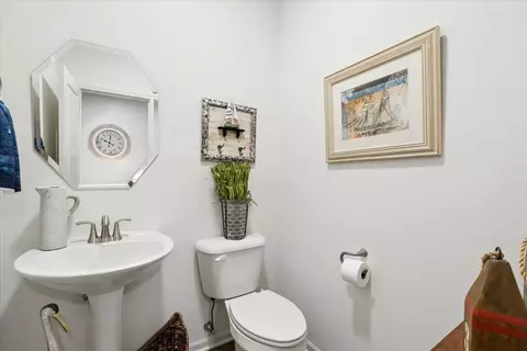 Bath - 1005 Draper Rd, Mchenry, IL 60050 photo 1 of 3