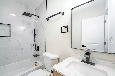 Bath - 17825 Chicago Ave, Lansing, IL 60438 photo 2 of 2