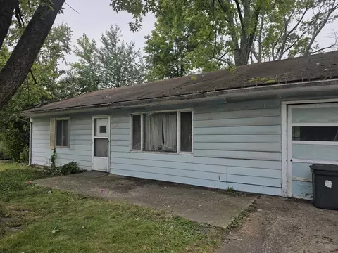 1313 S Mattis Ave, Champaign, IL 61821