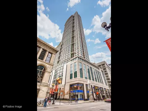 130 N Garland Ct #2310, Chicago, IL 60602