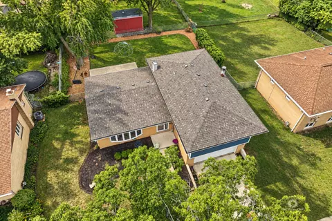 View/Area - 15224 Walnut Rd, Oak Forest, IL 60452 photo 2 of 7