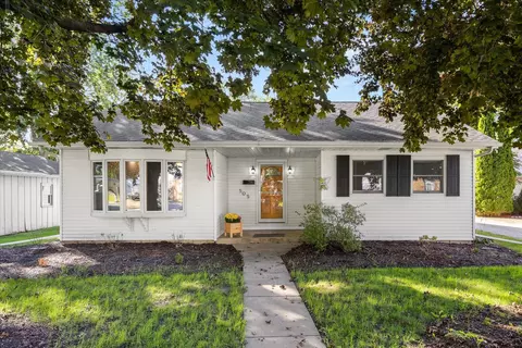 505 2nd St, Mendota, IL 61342