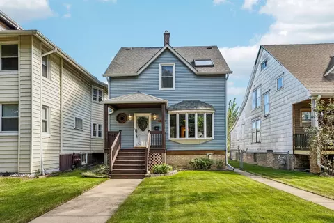 4731 N Kilbourn Ave, Chicago, IL 60630