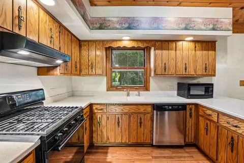 Kitchen - 3520 Blue Gill Ct, Morris, IL 60450 photo 1 of 3