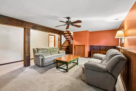 Living - 3520 Blue Gill Ct, Morris, IL 60450 photo 2 of 4