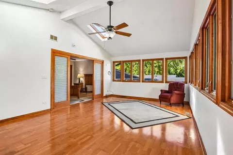 Living - 3520 Blue Gill Ct, Morris, IL 60450 photo 4 of 4