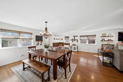Dining - 9043 Bartlett Ave, Brookfield, IL 60513 photo 1 of 1