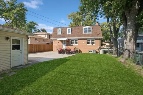 Exterior - 9043 Bartlett Ave, Brookfield, IL 60513 photo 3 of 5