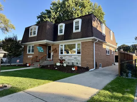 Exterior - 9043 Bartlett Ave, Brookfield, IL 60513 photo 4 of 5