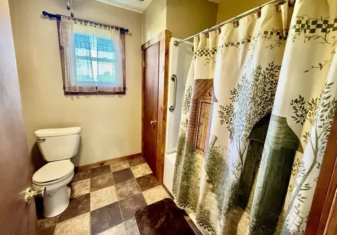 Bath - 400 N School St, Atkinson, IL 61235 photo 1 of 5
