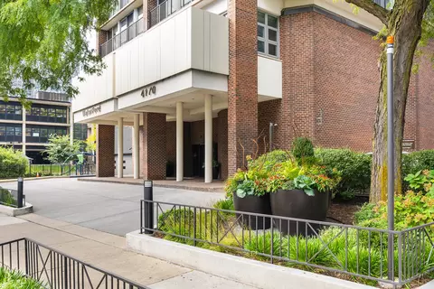 4170 N Marine Dr #21C, Chicago, IL 60613