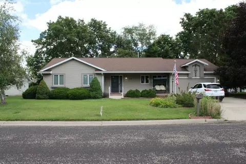 701 Marsha Ln, Rock Falls, IL 61071