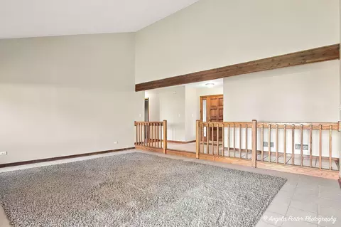 Living - 167 Tree Line, Antioch, IL 60002 photo 4 of 5