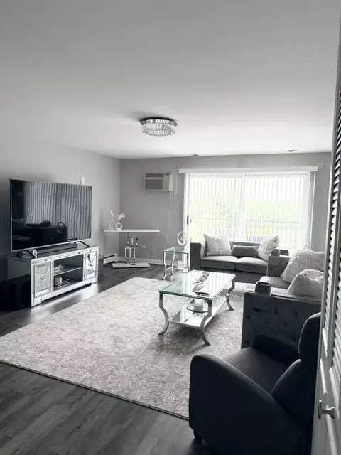 5506 Lincoln Ave #516, Morton Grove, IL 60053