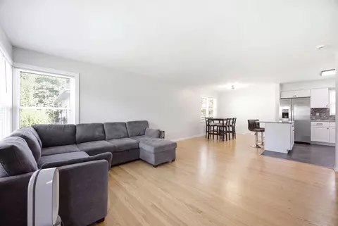 Living - 33 Cranbrook Dr, Des Plaines, IL 60016 photo 1 of 1
