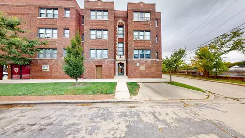 904 S Elmwood Ave #3, Oak Park, IL 60304