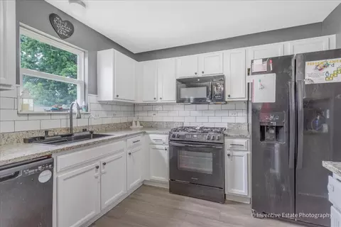 Kitchen - 2031 Ridgemoor Dr, Plainfield, IL 60586 photo 1 of 1
