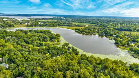 View/Area - 300 White Tail Ln, Ingleside, IL 60041 photo 1 of 5
