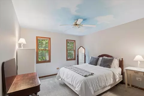 Bedroom - 300 White Tail Ln, Ingleside, IL 60041 photo 2 of 3