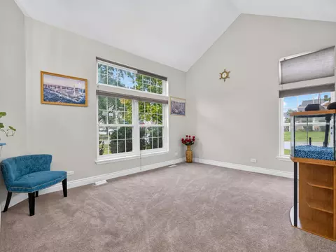 Living - Undisclosed, Bartlett, IL 60103 photo 2 of 5