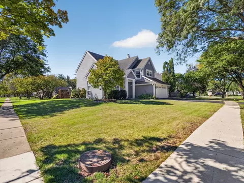 Exterior - Undisclosed, Bartlett, IL 60103 photo 2 of 4