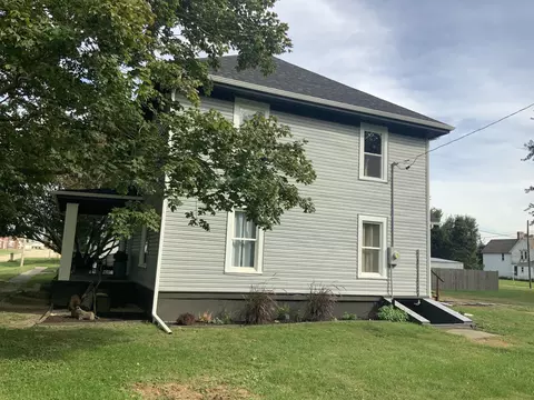 309 W Commercial St, Neponset, IL 61345
