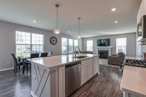Kitchen - 3626 Emerald Rd, Elgin, IL 60124 photo 1 of 3