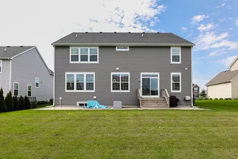 Exterior - 3626 Emerald Rd, Elgin, IL 60124 photo 2 of 2