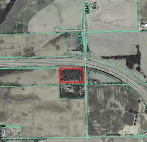 1276 N Tower Rd, Freeport, IL 61032