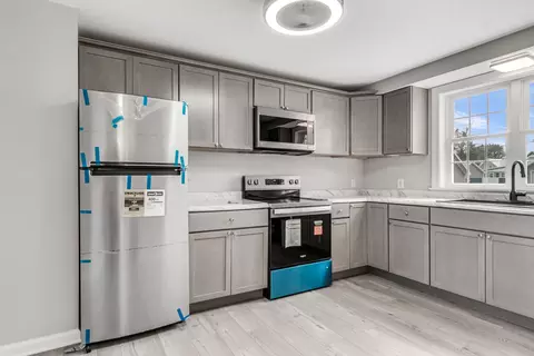 Kitchen - 421 W Mazon Ave, Dwight, IL 60420 photo 2 of 6