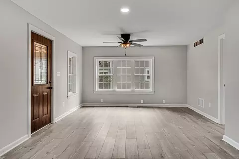 Living - 421 W Mazon Ave, Dwight, IL 60420 photo 1 of 5