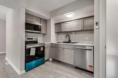 Kitchen - 421 W Mazon Ave, Dwight, IL 60420 photo 5 of 6