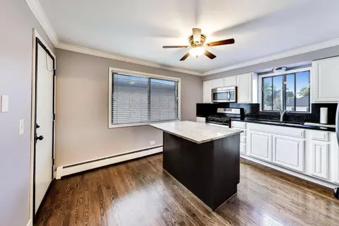 Kitchen - 6841 N Northwest Hwy #3C, Chicago, IL 60631 photo 2 of 3
