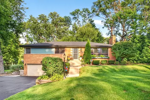 12431 S 76th Ave, Palos Heights, IL 60463