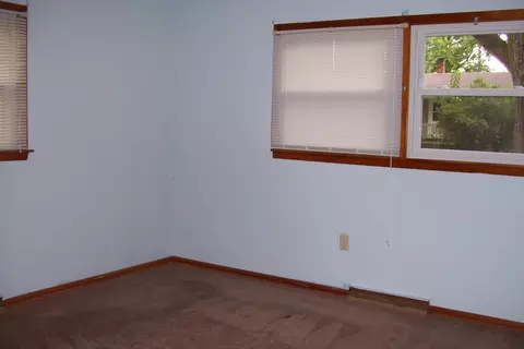 400 S Sangamon St, Bement, IL 61813 photo 7